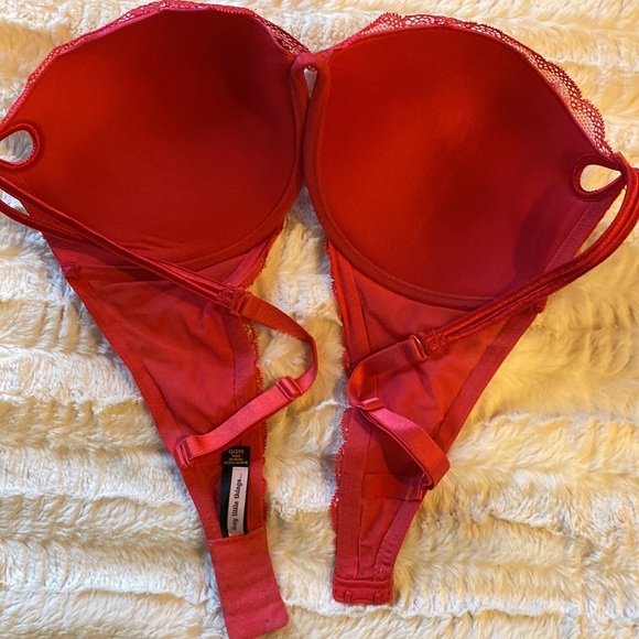 Victoria’s Secret Sexy Little Things Bra 36DD - Picture 3 of 3